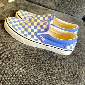 Women’s blue and white Vans
